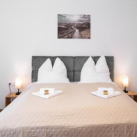 Luxury Sedda Bed, Nespresso, Netflix Appartement Linz Buitenkant foto
