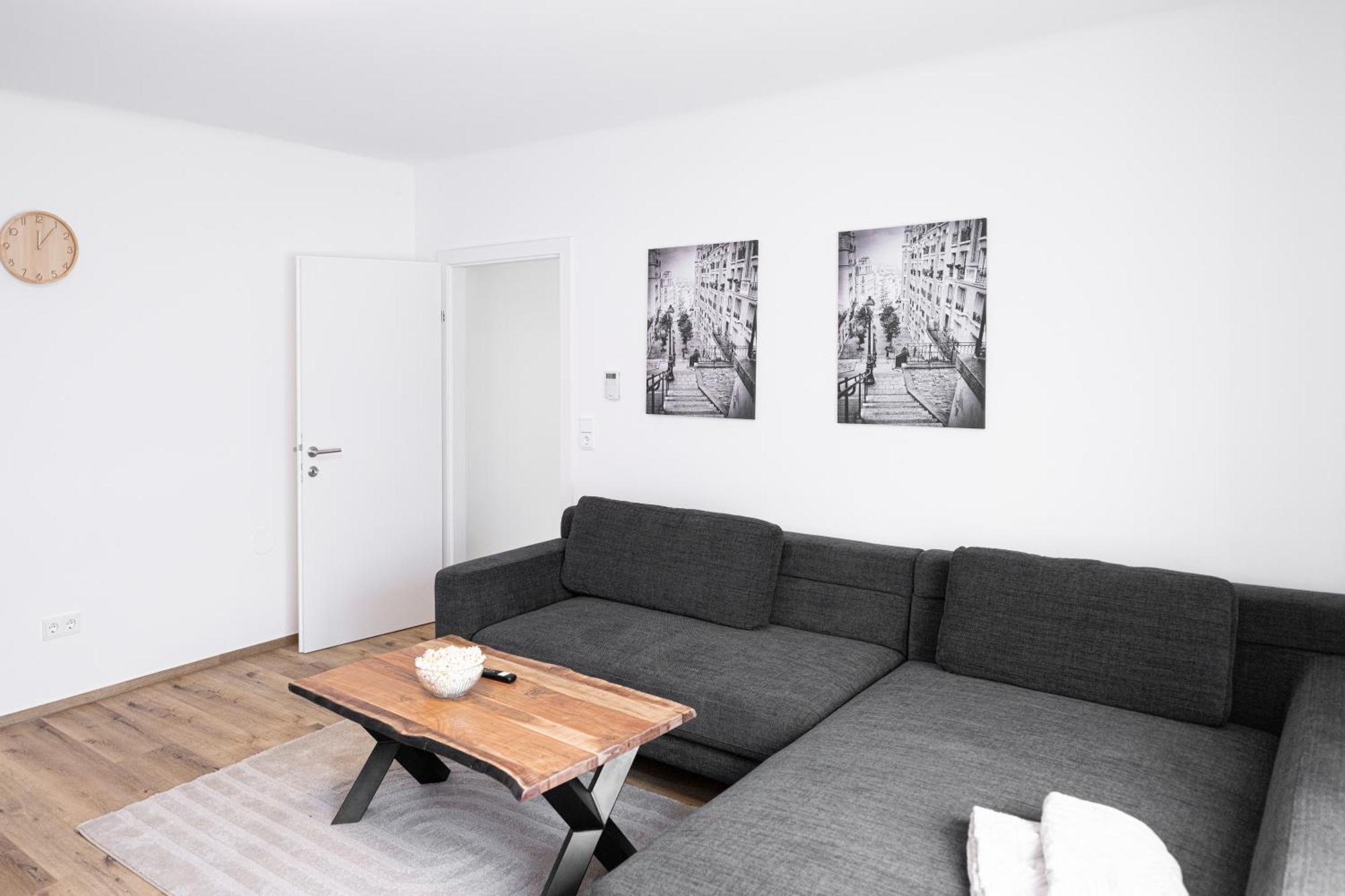 Luxury Sedda Bed, Nespresso, Netflix Appartement Linz Buitenkant foto